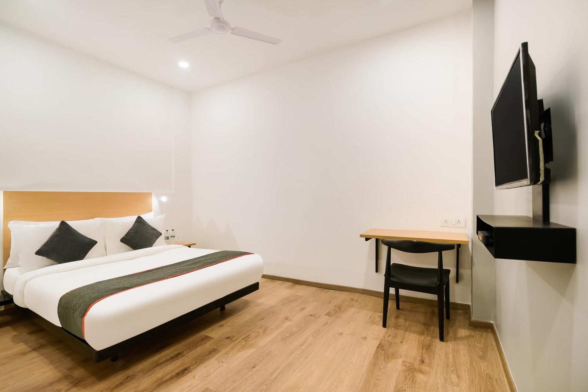 Townhouse The Awadh Airport Near Chaudhary Charan Singh International Airport Hotel Bijnaur Exterior photo