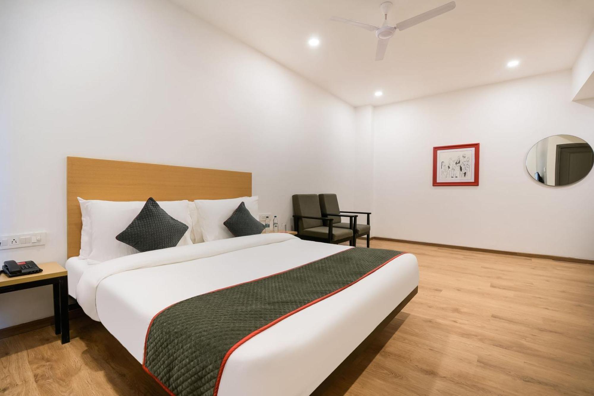 Townhouse The Awadh Airport Near Chaudhary Charan Singh International Airport Hotel Bijnaur Exterior photo